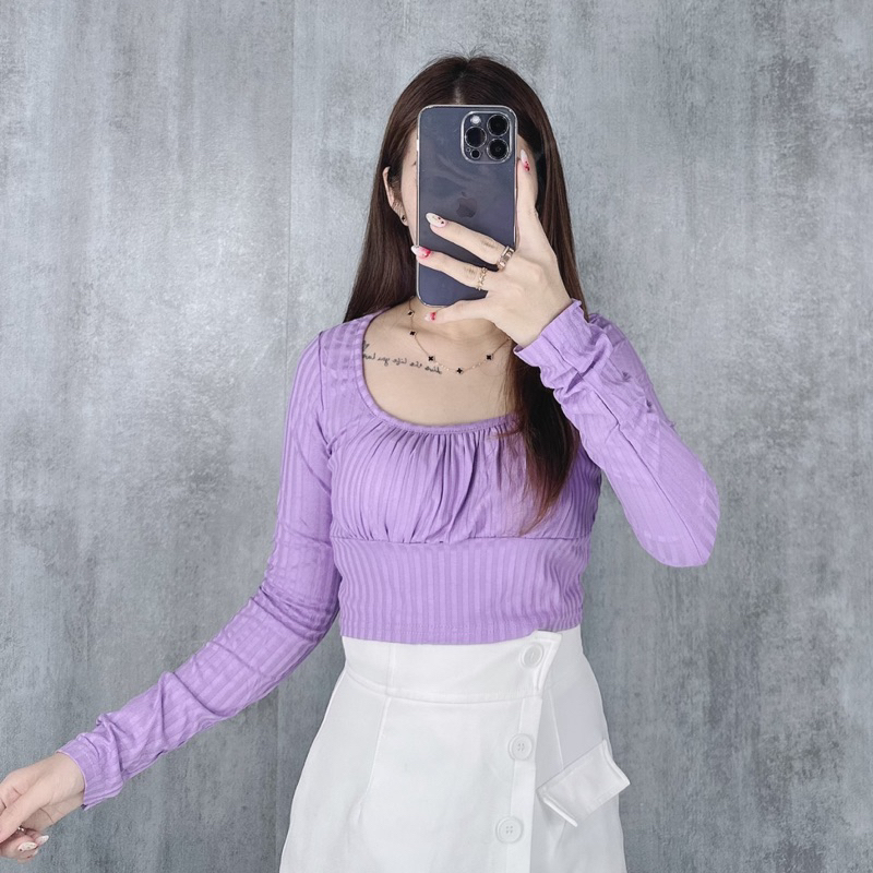 Ginny Longsleeve kerut dada | Atasan crop kerut