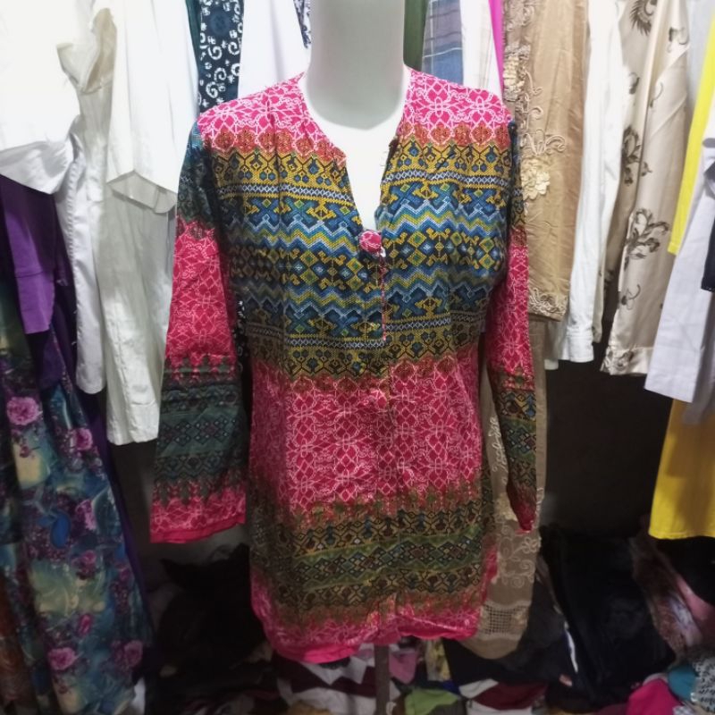 blouse batik lengan panjang preloved full kancing ld 92 ats 654