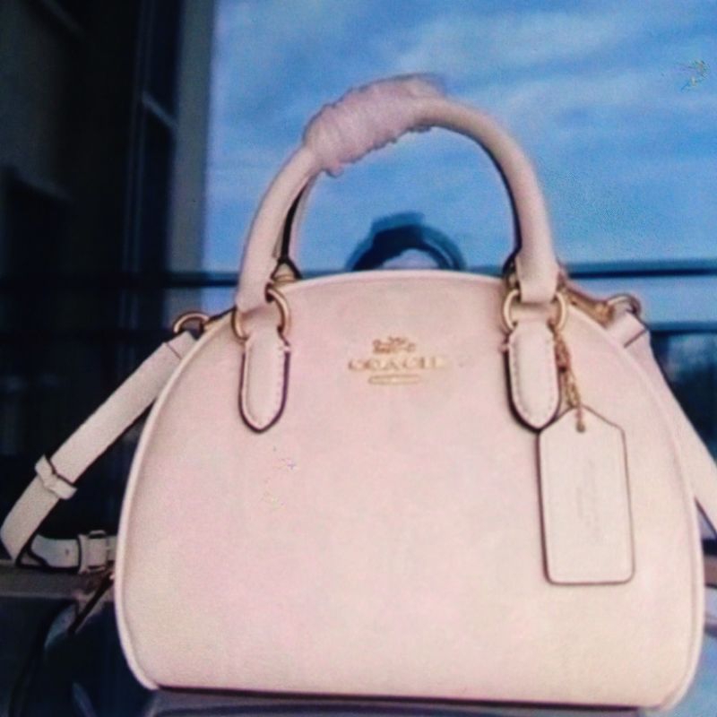 COACH SYDNEY SATCHEL IN SIGNATURE white