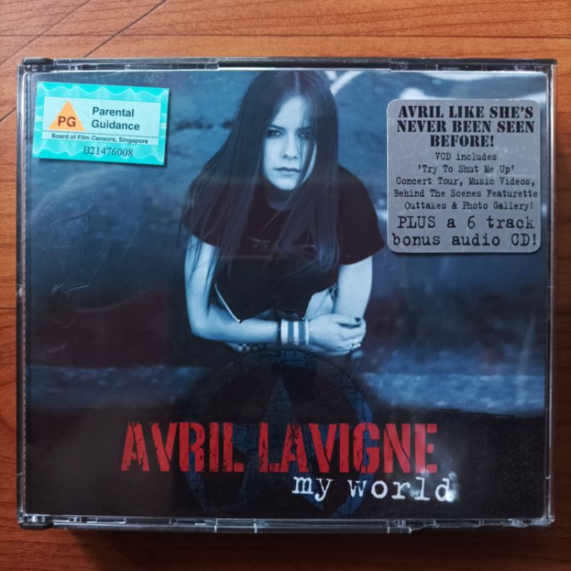 Avril Lavigne My World VCD Bonus Double Disc Audio CD BMG Music Arista Singapore Import Complicated 