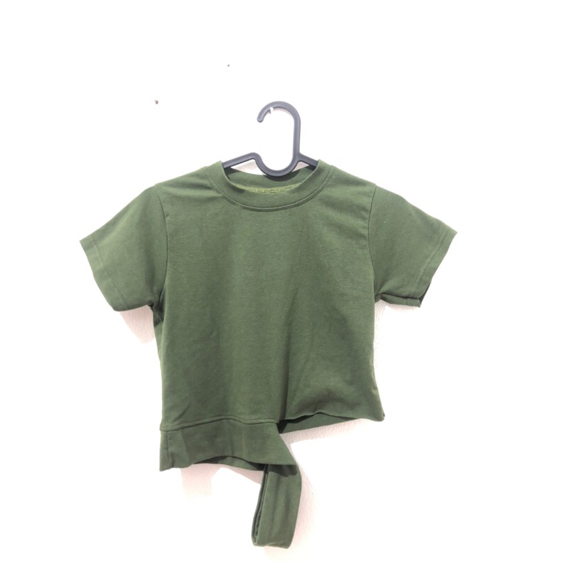 Crop Top Hijau Army
