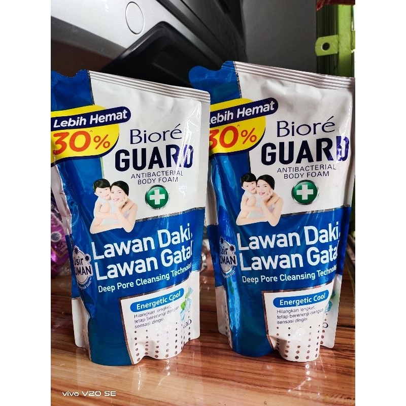 BIORE GUARD Body foam energetic cool 800 ml