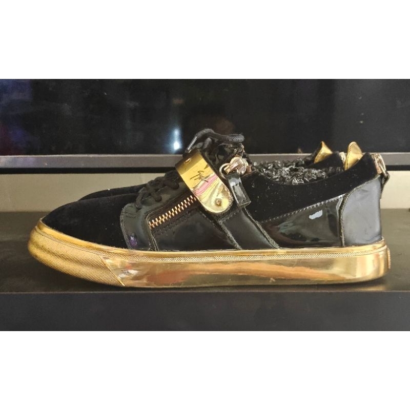 giuseppe zanotti size 42'5/43/44 (absais)