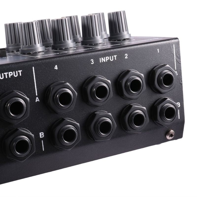 Professional Audio Mixer Input 8 Channel Mono / 4 Channel Stereo Dengan 2 Output 6.5mm - AM-228 - Black