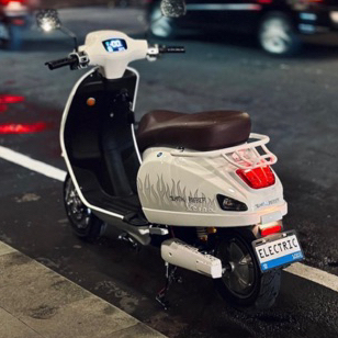 Cutting Sticker Striping Uwinfly T3 Vespa Justin Bieber Striping Vespa Matic Vespa Sprint Justine Bi