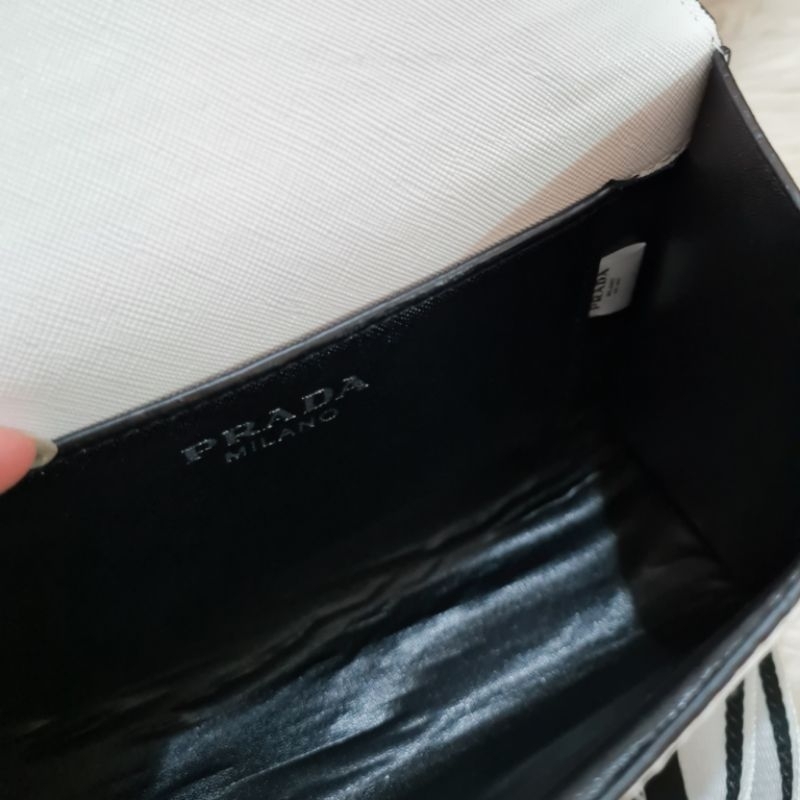 Tas PRDa saffiano chain shoulder bag import free box uk 20x7x14