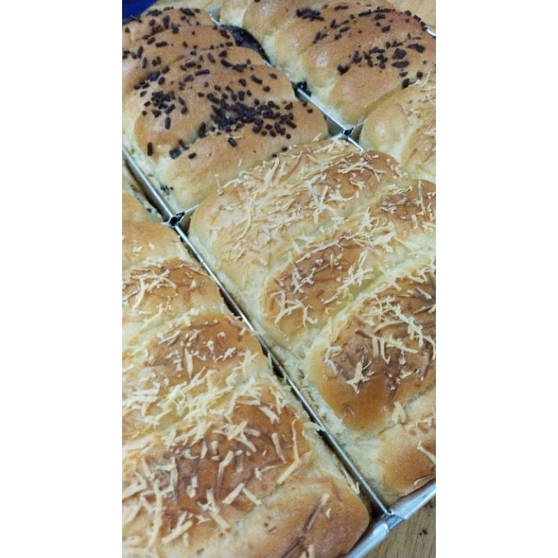 

Roti sisir mix 15 pcs