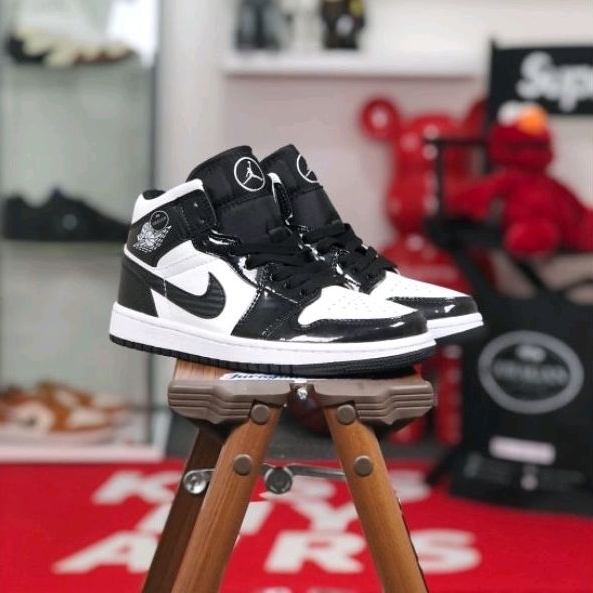 Nike Air Jordan 1 Mid SE &quot;Carbon Fiber All Star&quot;