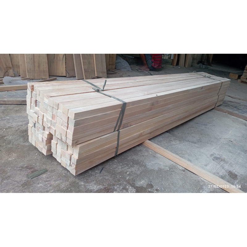 Kaso kayu pinus baru bukan bekas palet