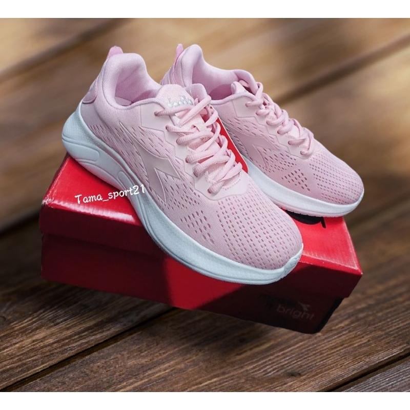 Diadora Erula Size 38