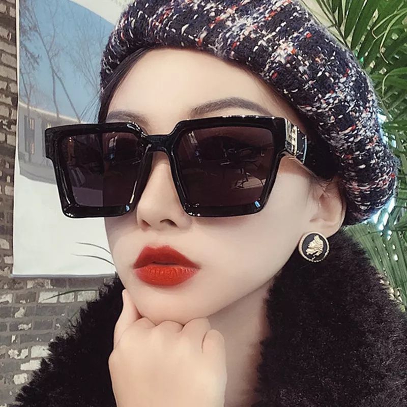 Kacamata Hitam Wanita Korean Fashion Sunglasses Kotak Persegi Style Anti UV Import