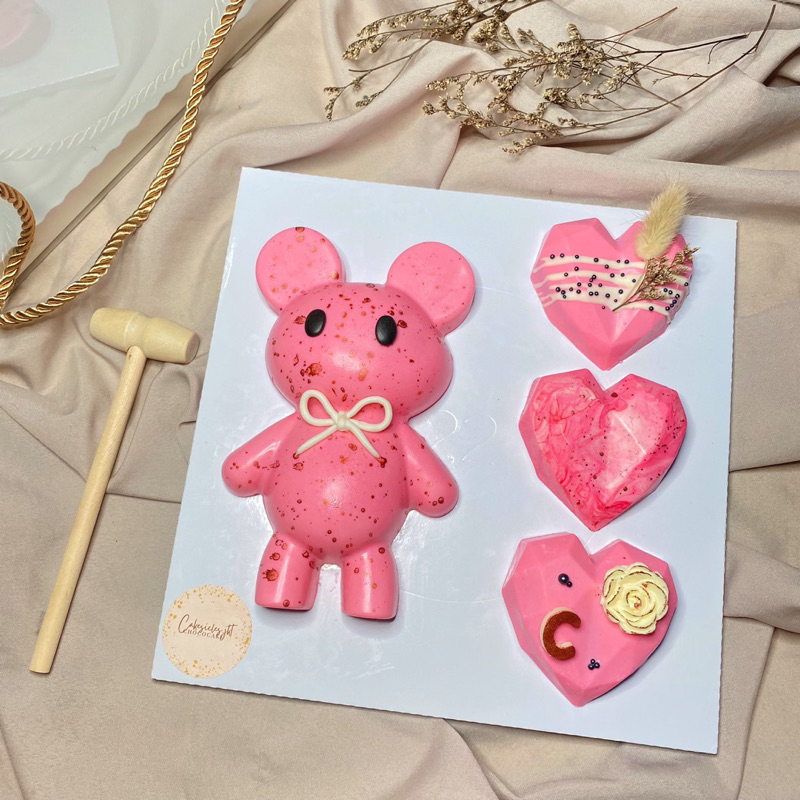 

Valentine gift kado valentine bunga valentine coklat valentine hampers valentine hadiah valentine valentine cake pinata cake pinata valentine kue isi yupi candy