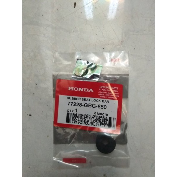 KARET JOK RUBBER SEAT LOCK BAR KARISMA SUPRA X 125 ORI 77228GBG850