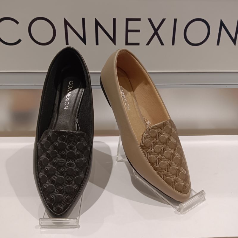 Connexion sepatu flat wanita branded Matahari