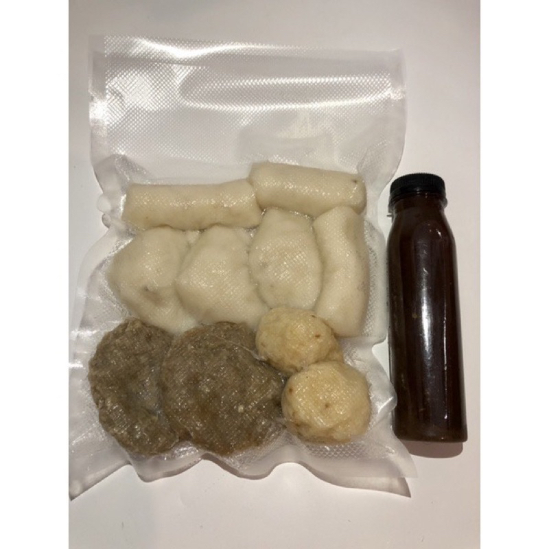 

Paket Pempek Ikan asli Palembang isi 15 pcs