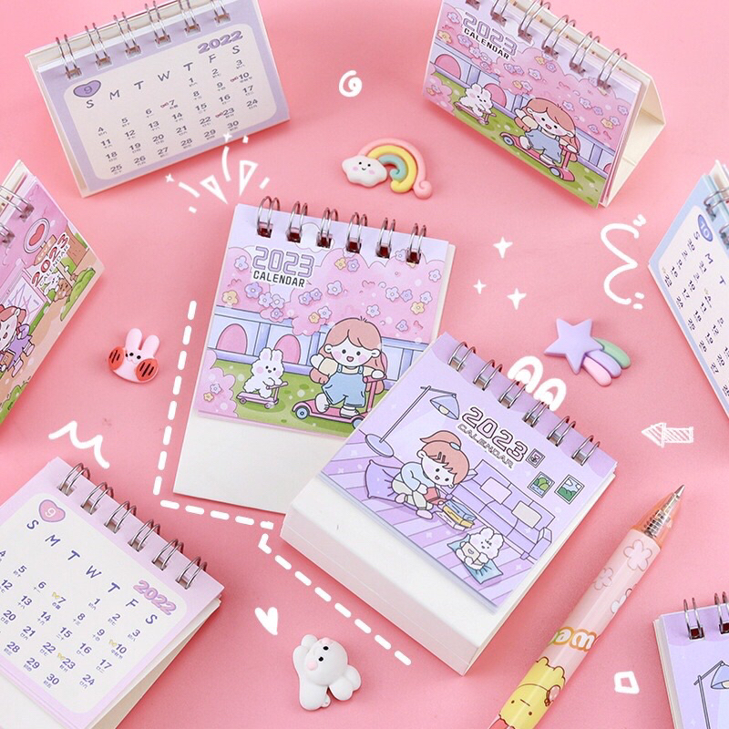 READY STOCK BISA COD - KALENDER MINI 2023 TAHUN BARU CALENDAR STAND DUDUK PORTABEL KECIL UNIK LUCU KARAKTER KARTUN HEWAN IMUT MOTIF KAWAII GAYA REMAJA CEWEK KOREA BELAJAR ANAK PEREMPUAN BERUANG PINK FANCY UNIK MURAH KERTAS LIPAT MEJA KELINCI CEWEK HADIAH