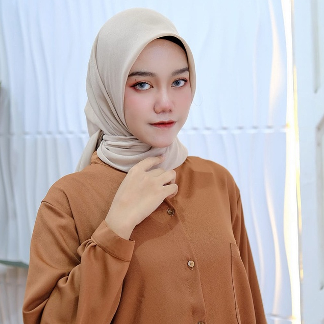 Voal Plain Basic Square HIjab Voal Segiempat Paris Premium Paris Premium Paris Amour Voal Paris Kerudung Segiempat Basic [Jahit Tepi] Segiempat Basic Voal Paris Premium Umama Scarf Jahit tepi Premium / Paris Premium Voal