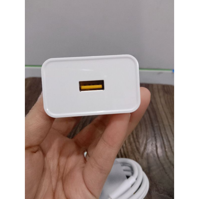 CHARGER REALME TYPE-C 33W ORIGINAL