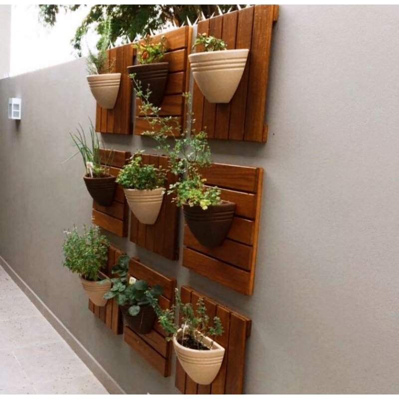 Rak Pot Dinding Kayu