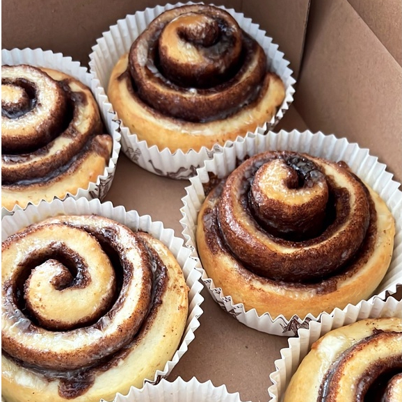 

Cinnamon Rolls Premium isi 1 Pcs