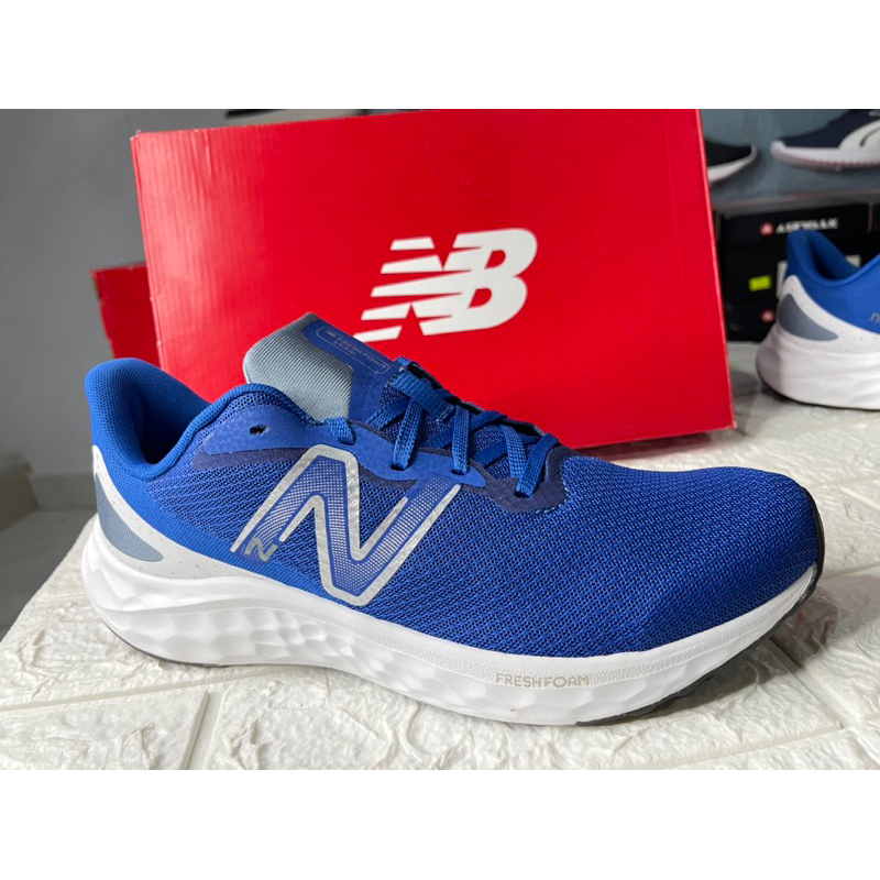 Sepatu Pria New Balance Original MARISLB4