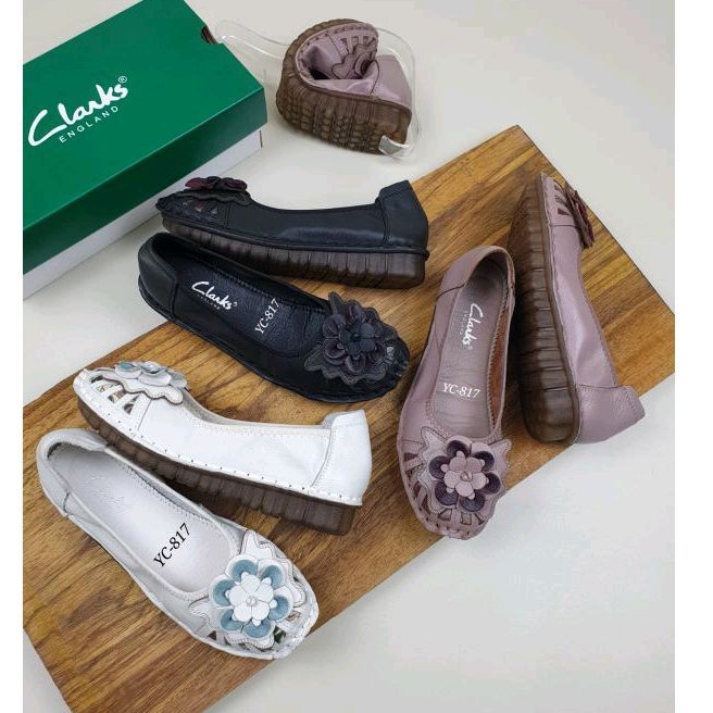 CLARKS FLAT BUNGA FLOWER 82-9 / CLARKS BUNGA / SEPATU WANITA clarks 858