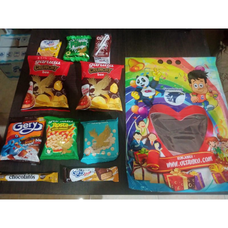 

SNACK ULTAH Rp 15.000