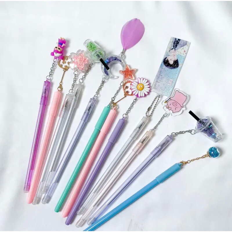 

Pulpen Gel Karakter Lucu | HARGA PER PCS ( BELI 6PCS GRATIS 1 PULPEN CETEK)