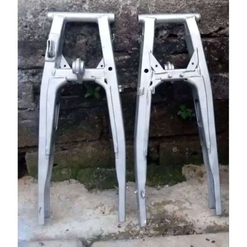 Sasis ARM Motor Yamaha Vixion OLD 3C1 Copotan Original