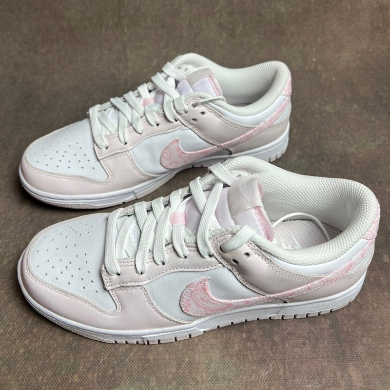 Dunk Low Valentine Pink Paisley