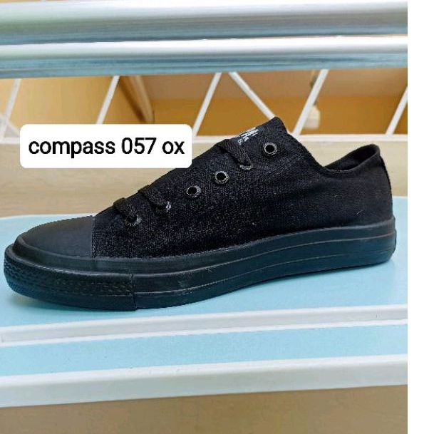 Sepatu compass id ox 057 black/black  original size 37-45