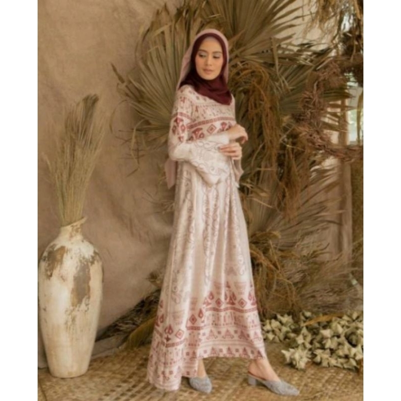 Kambera dress wearing klamby red velvet size XL preloved