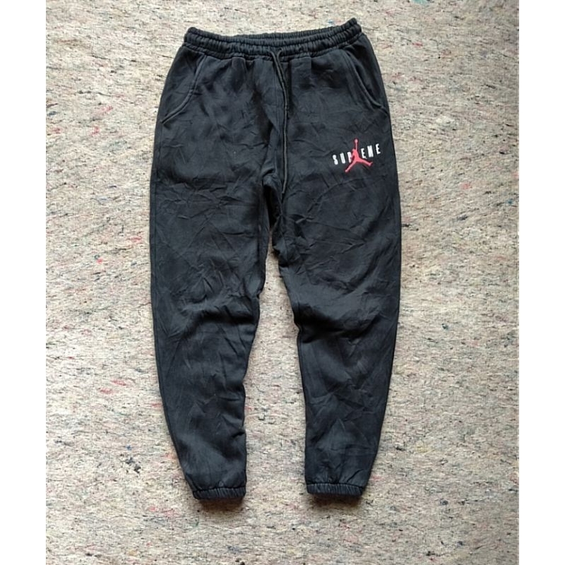 Celana jogger supreme X jordan second branded