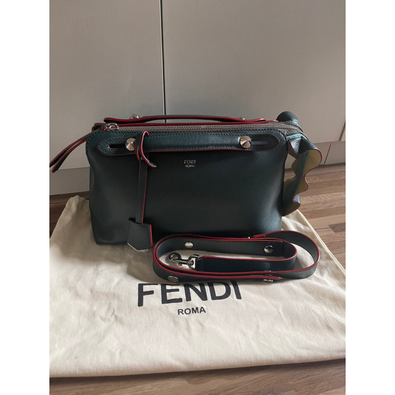 Preloved ❤️ Fendi BTW Small 28cm limited 2018 bag, db and strap clochette