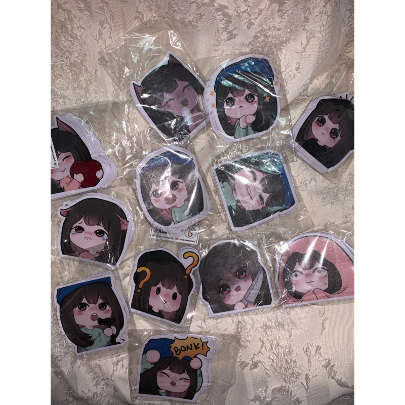 

stiker emoticon yunra