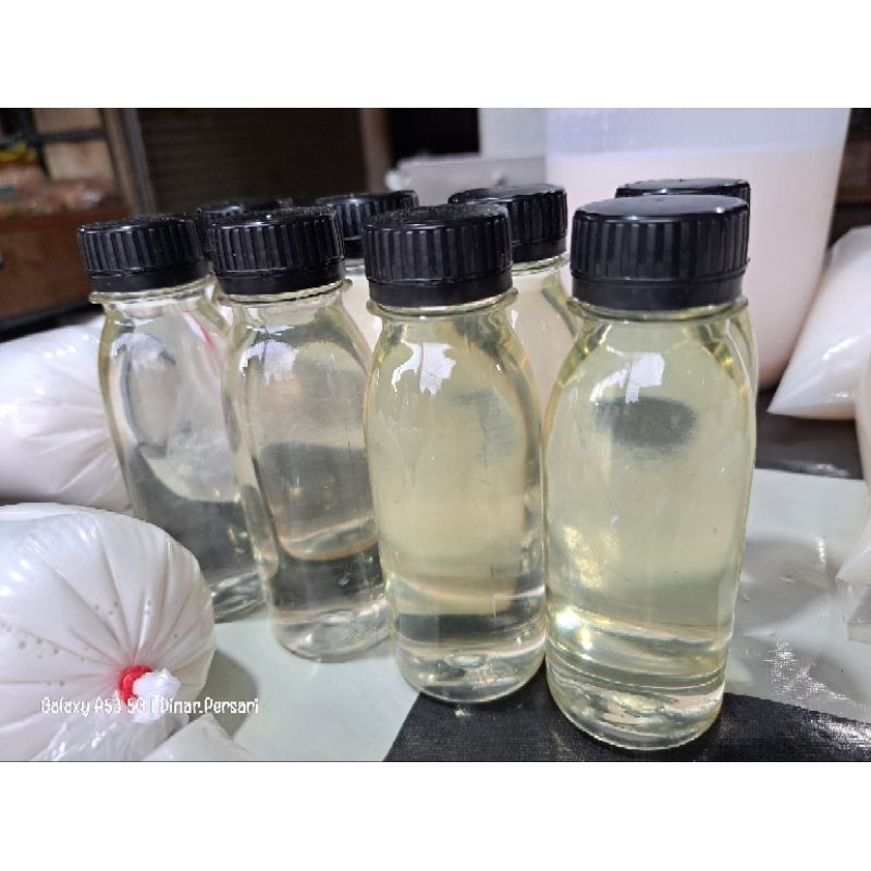 

Minyak Kelapa Murni / Klentik Asli Homemade 100ml Murah
