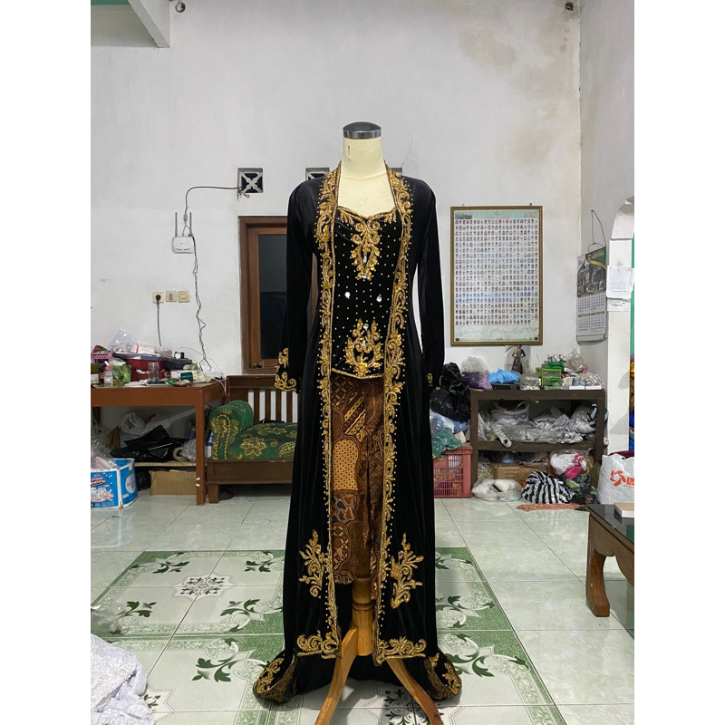 Kebaya Akad Bludru kutu baru