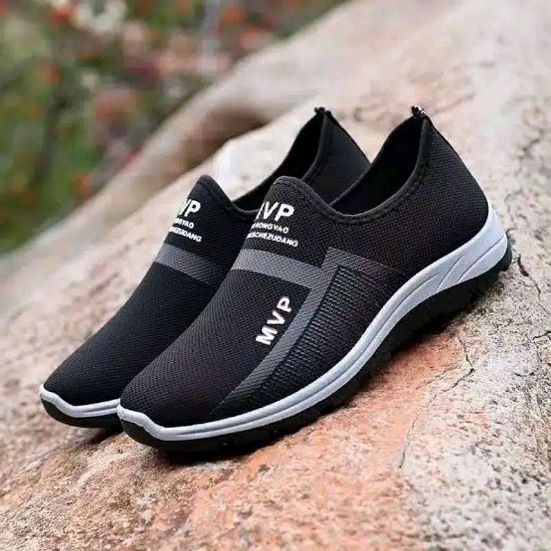 Sepatu slip on pria dan wanita mvp kasual korea import