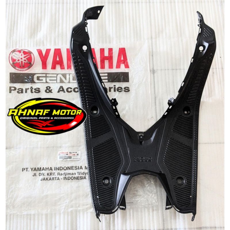 Bordes, Injekan, Pijakan Kaki Mio Gear 125 Original Yamaha B3W-F7481-00