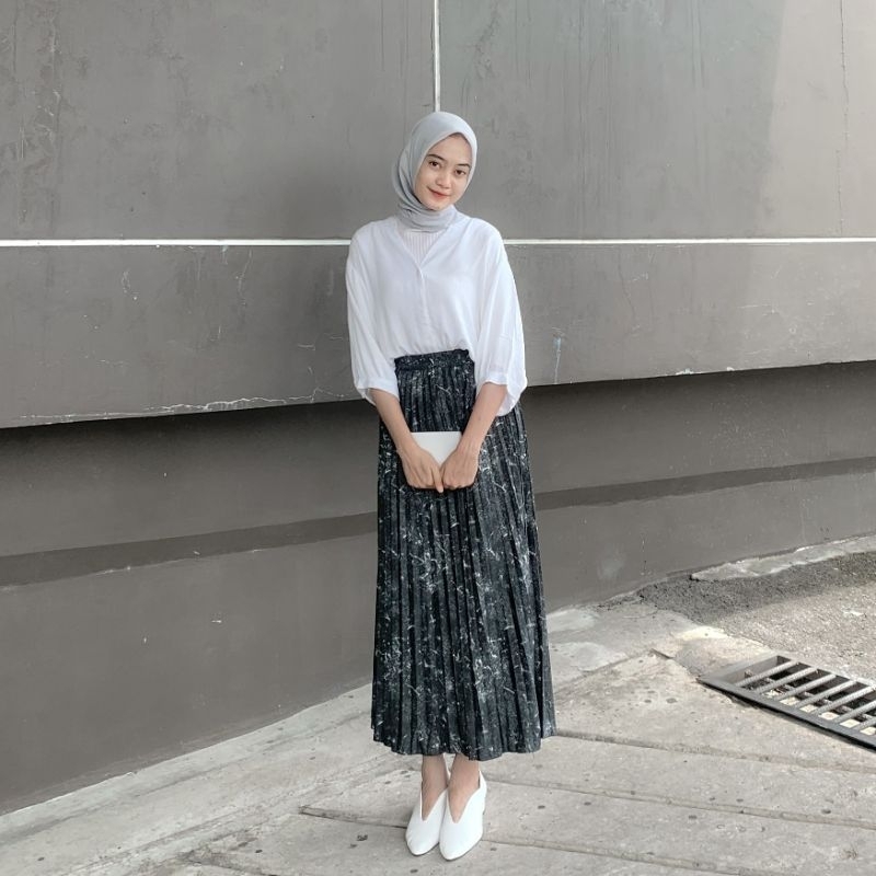 Kinara bludru pleated skirt