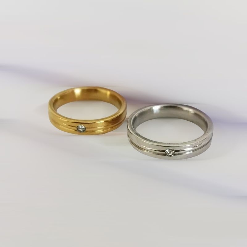 Cincin Titanium FREE UKIR PREMIUM LUNA Anti karat,Anti pudar,Tunangan, pernikahan