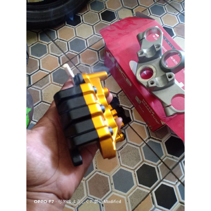 Baut Titanium di Kaliper RCB ready 6 pcs aja hrga 1 an 37 rb second kaya baru