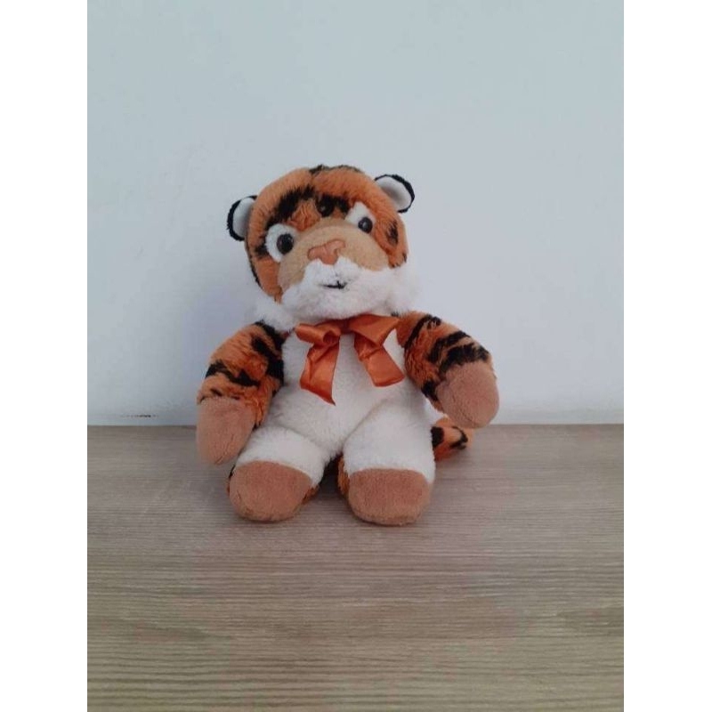 Mainan boneka macan
