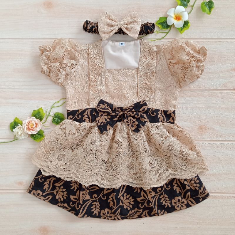 Kebaya Bayi / Kebaya Anak Perempuan / Kebaya Anak Kinan warna Cream