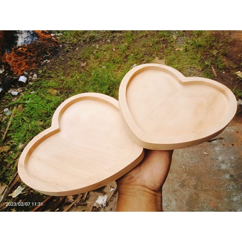 Wooden Plate/ Piring Kayu Oval/ Piring Kayu Persegi/ Piring Kayu Love Mahoni