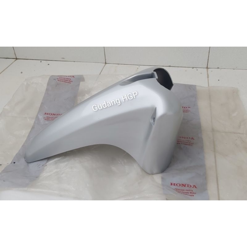 Fender A Front Silver Spakbor Depan Honda Kirana 61100-KPW-860FMH Ori Honda Genuine Parts