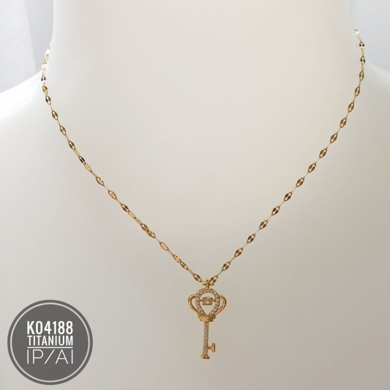 Kalung Titanium Dancing Stone kunci gold K04188