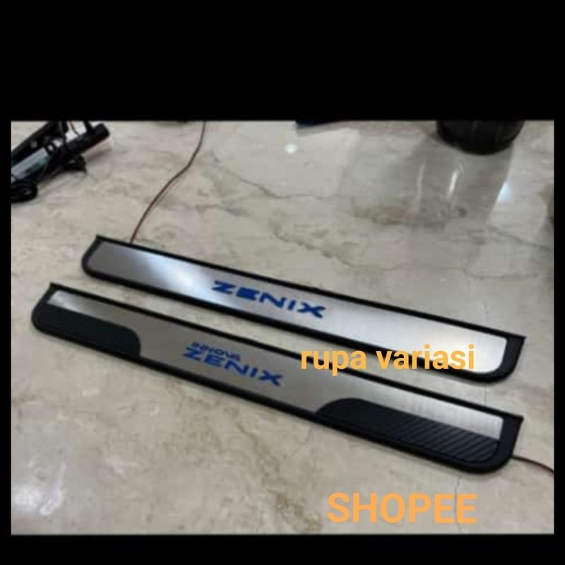 sill plate silplate samping pintu mobil toyota innova inova ZENIX 2023 nyala lampu led biru