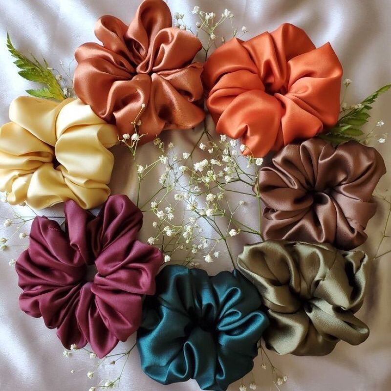 SCRUNCHIE SATIN 1 pcs warna pilih salah satu SCRUNCHIE HIJAB SCRUNCHIE RAMBUT AKSESORIS RAMBUT KARET RAMBUT AKSESORIS FASHION