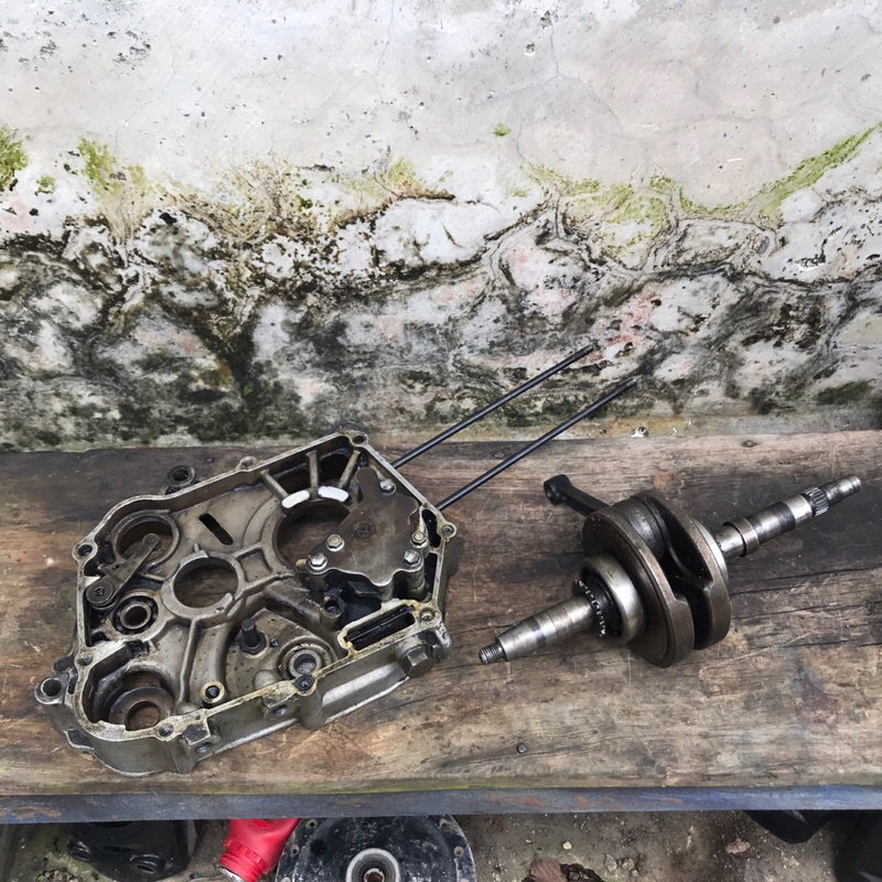 bandul askruk set kalter crankcase kanan pompa oli bangau garuda 108cc pnp c series original copotan